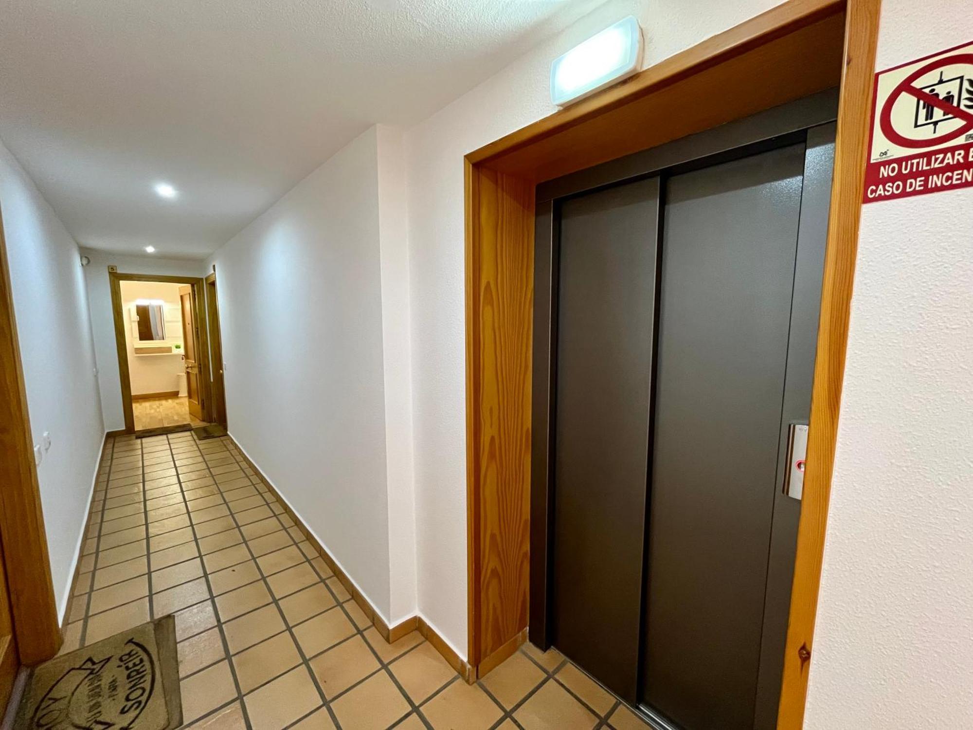 B13 - La Granja 2º - Villmor Apartment Benasque Exterior photo